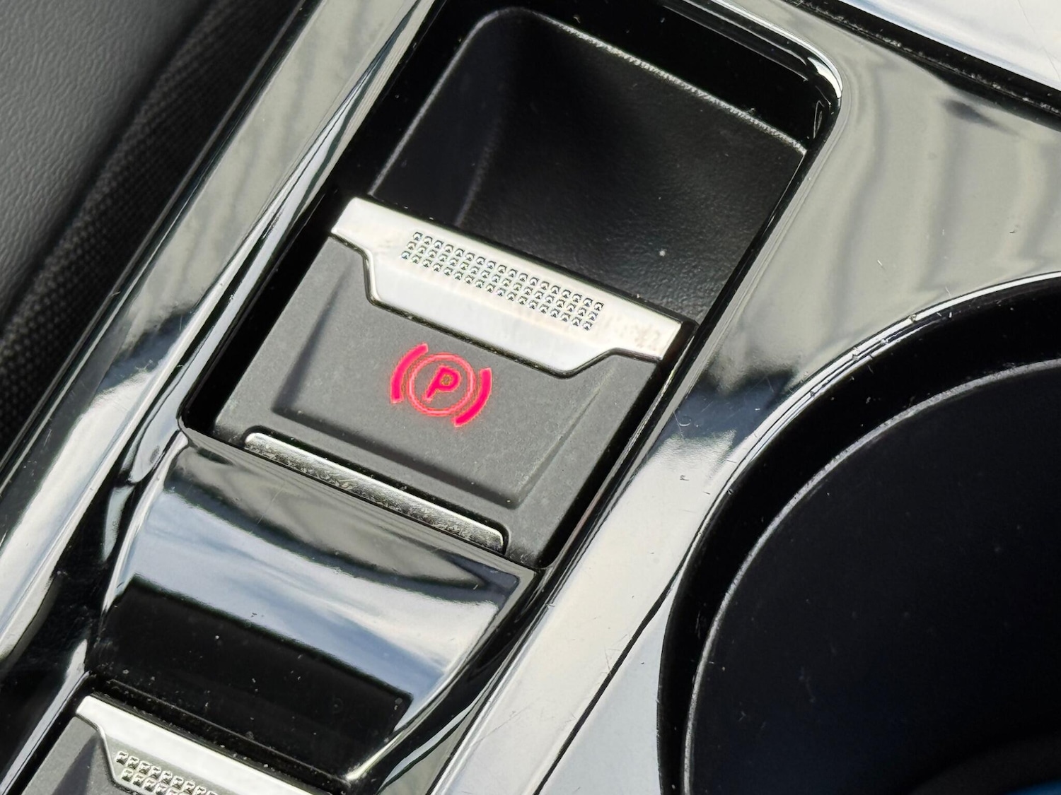 Used Peugeot 2008 2021 for sale - 76656357: Photo 22