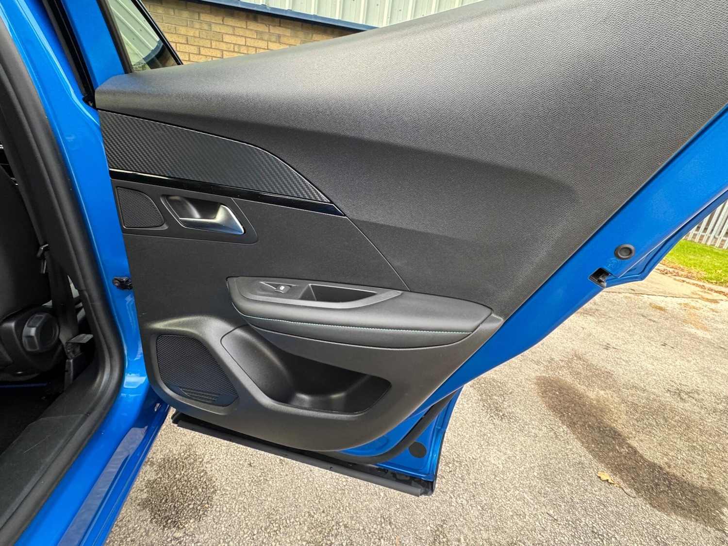 Used Peugeot 2008 2021 for sale - 76656357: Photo 28