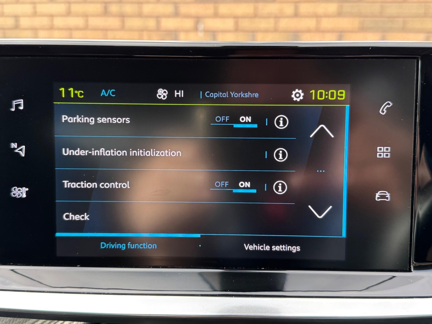 Used Peugeot 2008 2021 for sale - 76656357: Photo 38