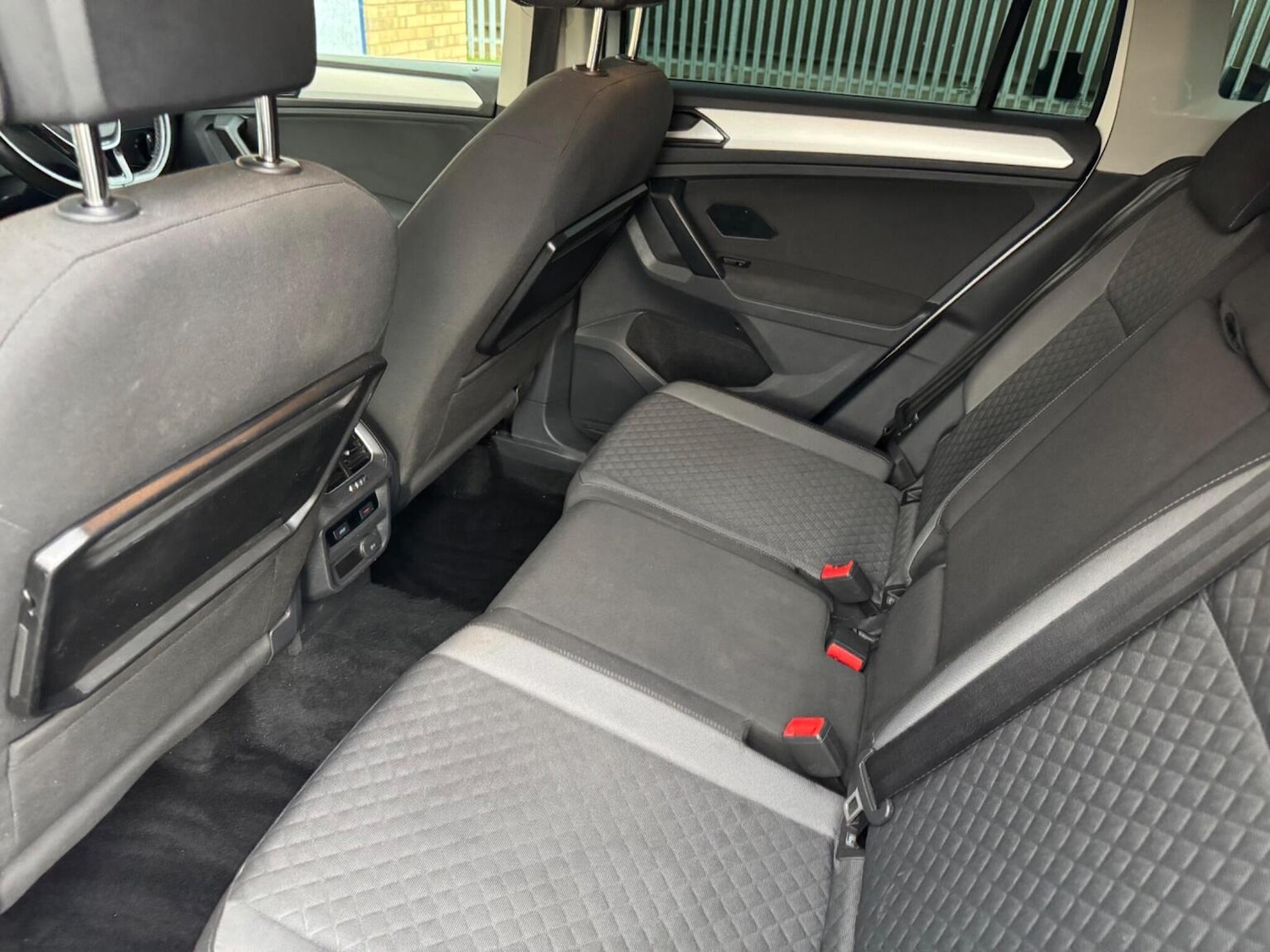 Used Volkswagen Tiguan 2017 for sale - 76725627: Photo 13