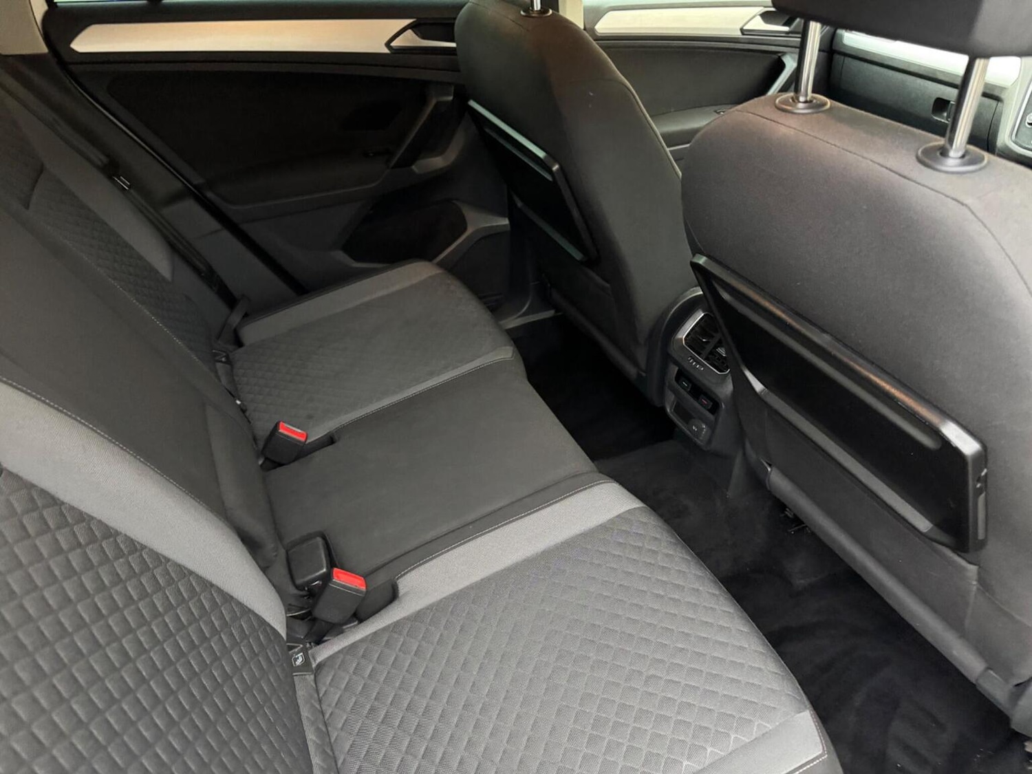 Used Volkswagen Tiguan 2017 for sale - 76725627: Photo 14