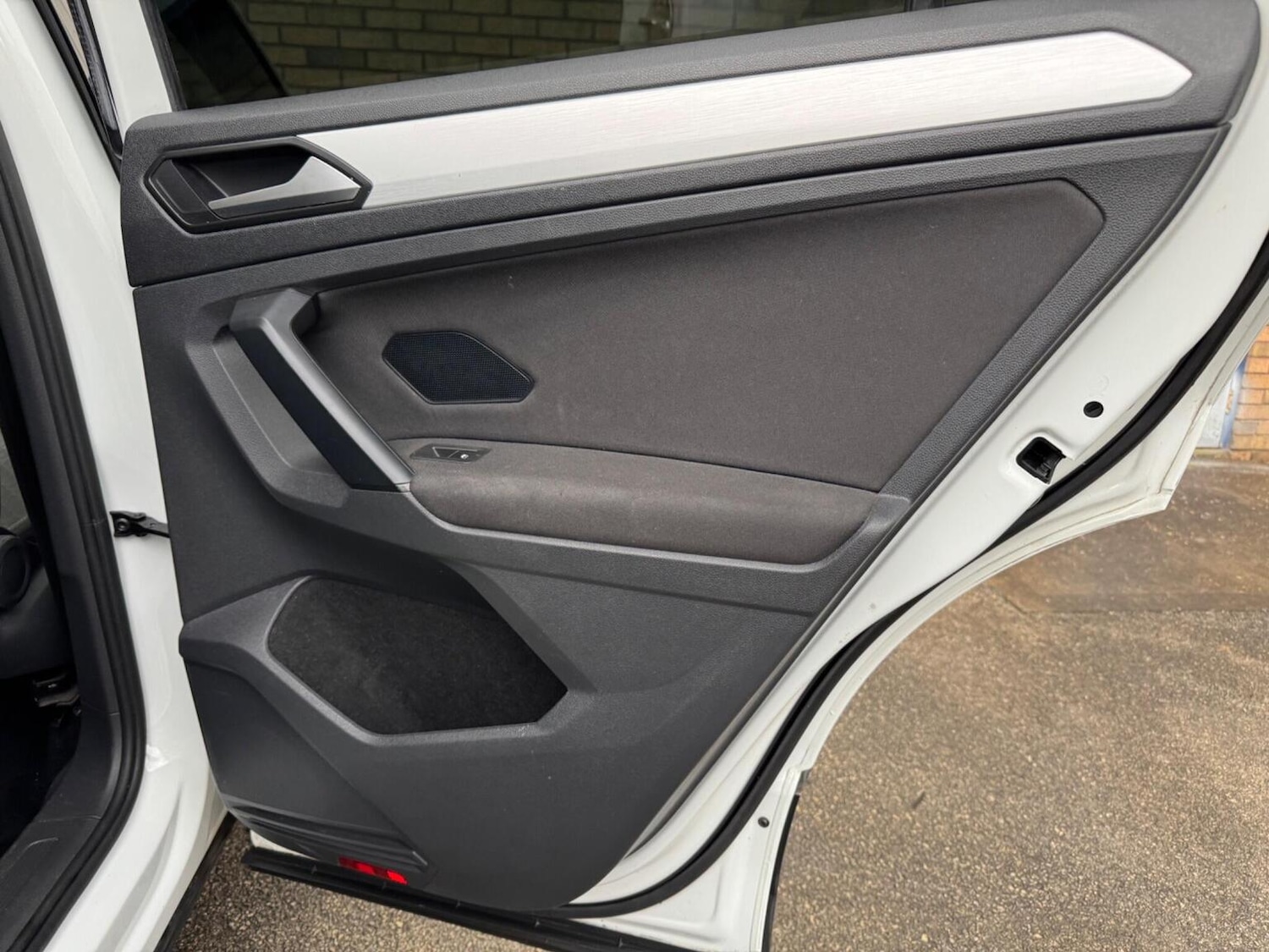 Used Volkswagen Tiguan 2017 for sale - 76725627: Photo 26