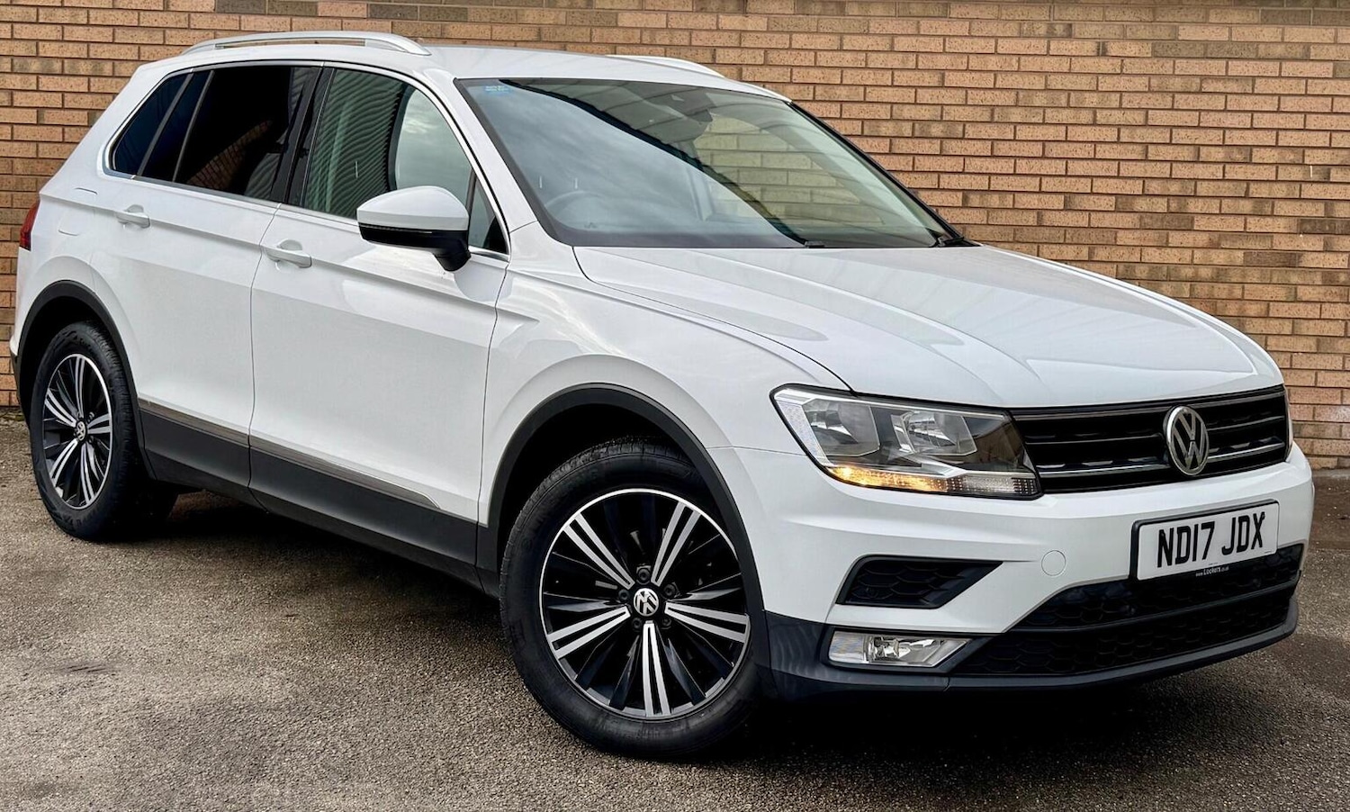 Used Volkswagen Tiguan 2017 for sale - 76725627: Photo 3