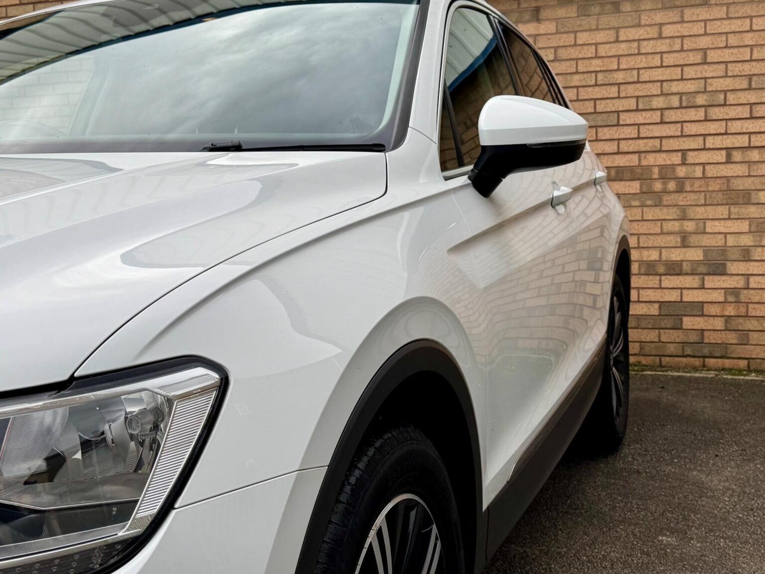 Used Volkswagen Tiguan 2017 for sale - 76725627: Photo 4