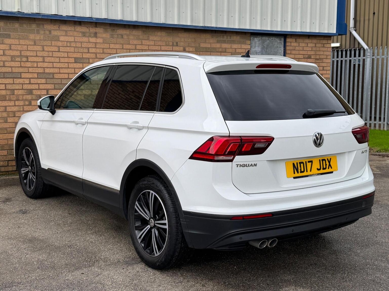 Used Volkswagen Tiguan 2017 for sale - 76725627: Photo 7