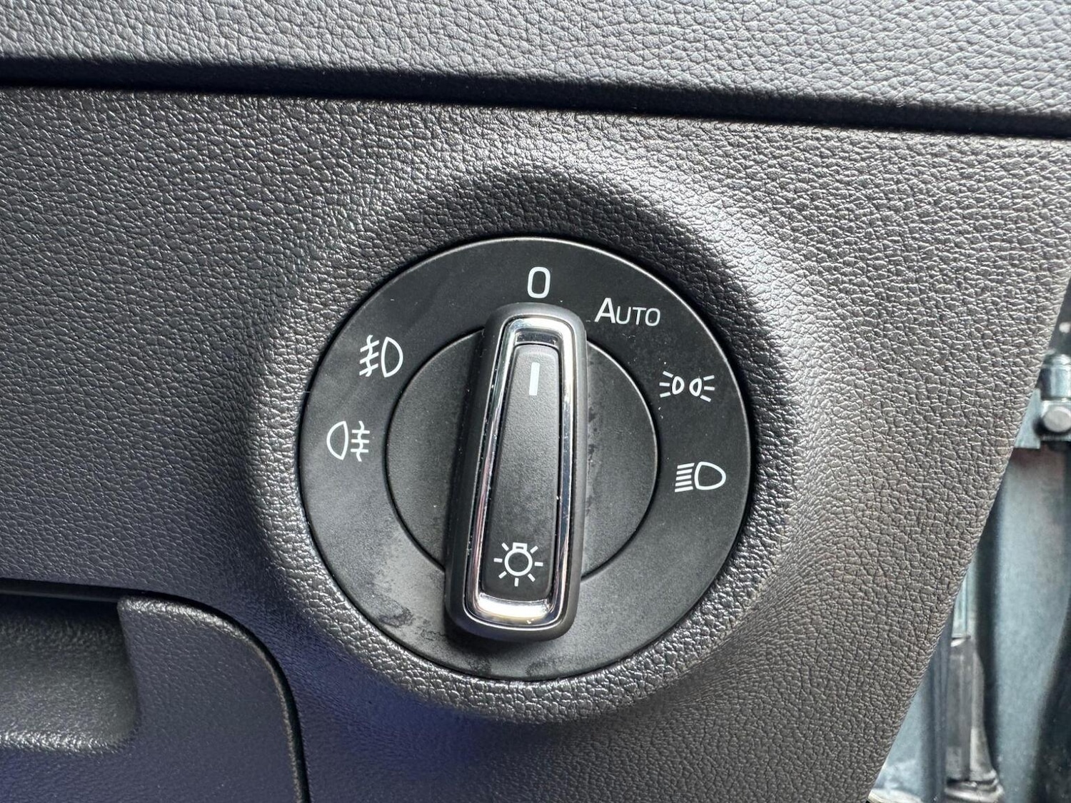 Used Skoda Karoq 2020 for sale - 76793718: Photo 21