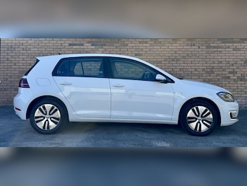 Used Volkswagen Golf 2020 for sale - 78112092: Photo