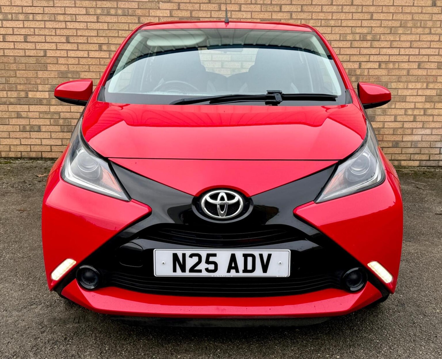 Used Toyota AYGO 2017 for sale - 76793719: Photo 3