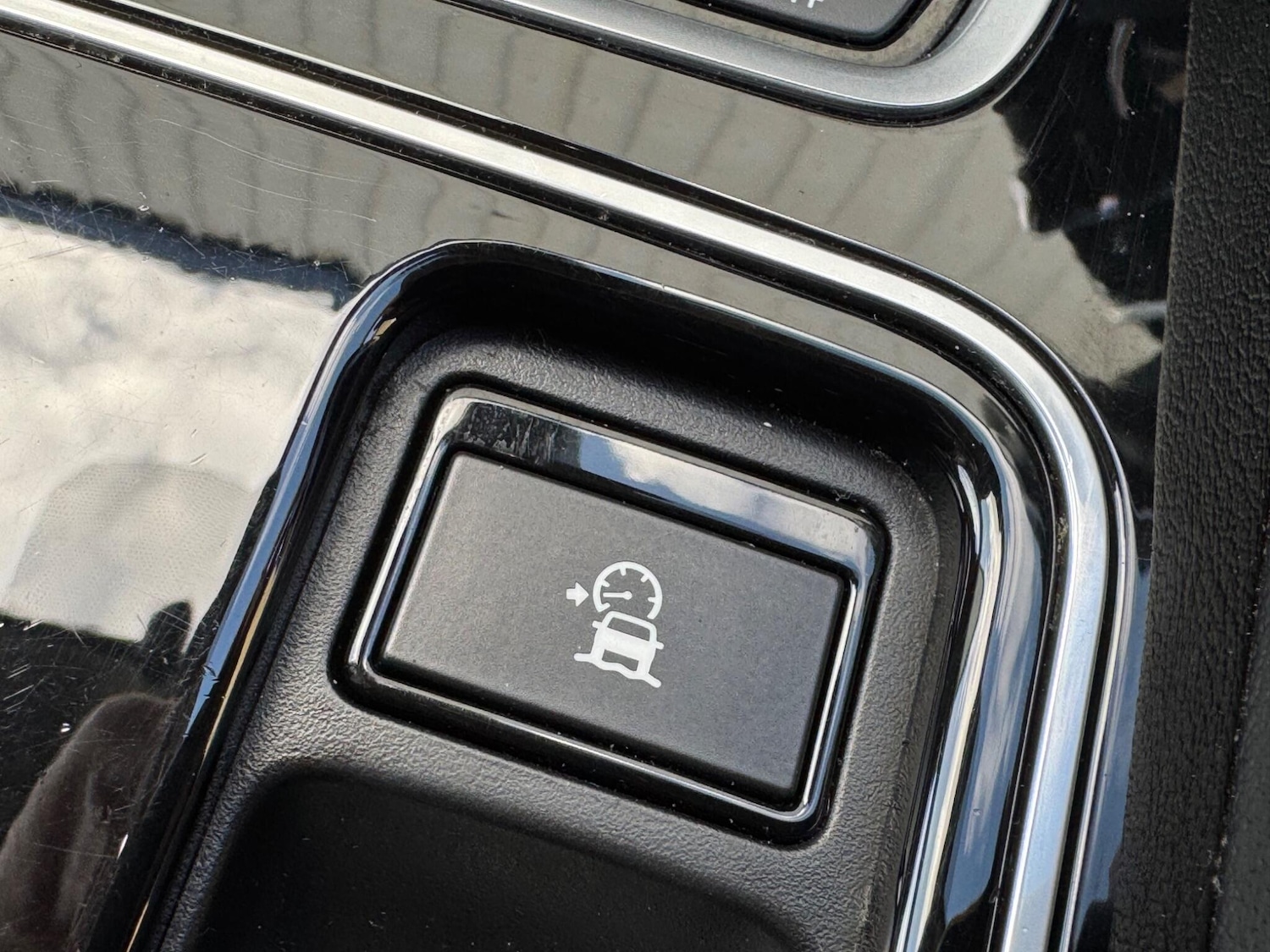 Used Jaguar F-Pace 2016 for sale - 76656379: Photo 15