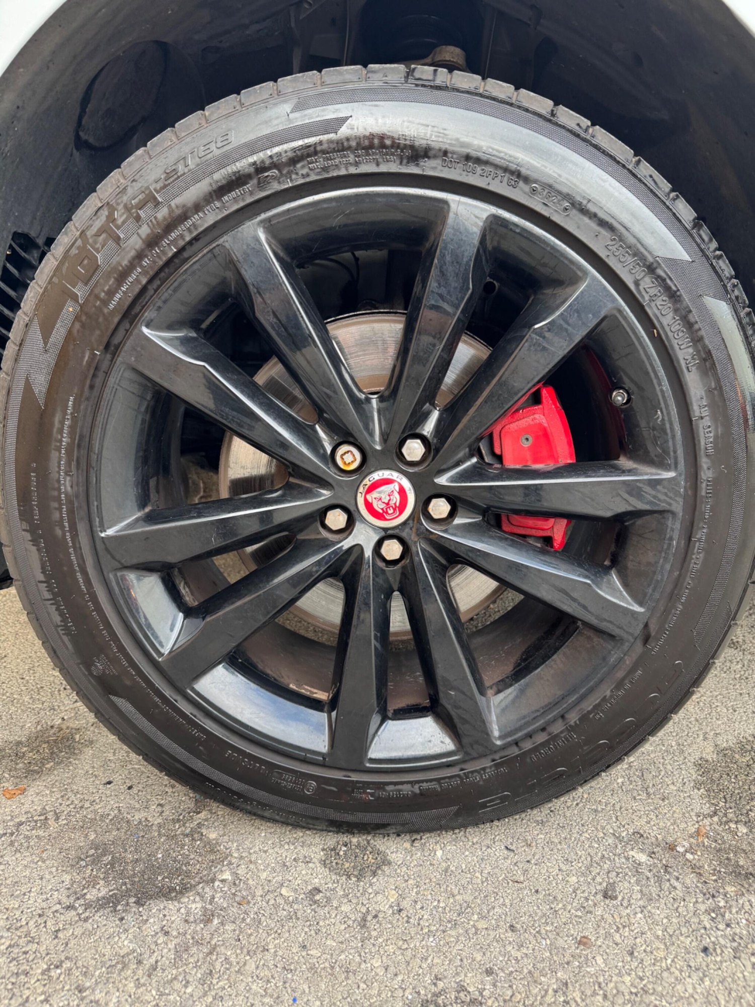 Used Jaguar F-Pace 2016 for sale - 76656379: Photo 31