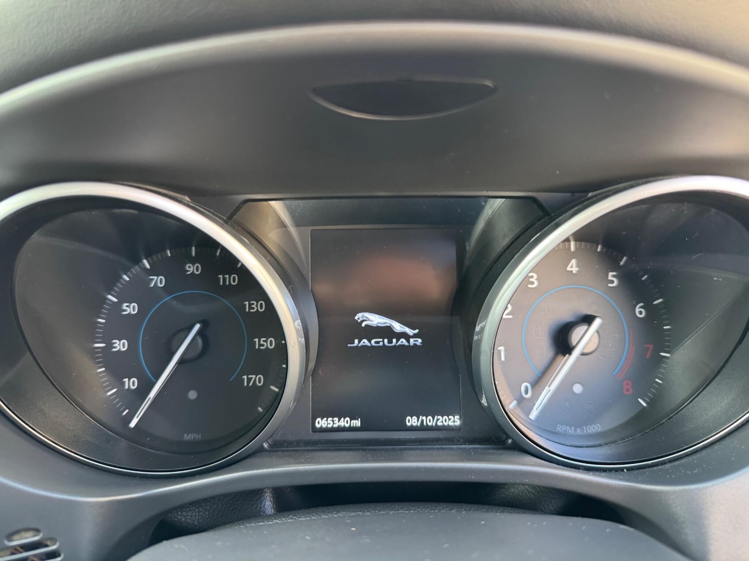 Used Jaguar F-Pace 2016 for sale - 76656379: Photo 37