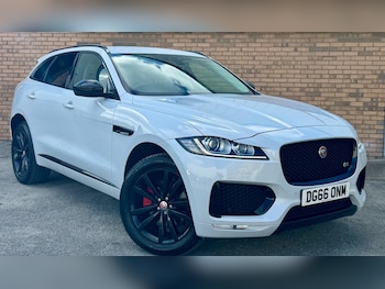 Used Jaguar F-Pace 2016 for sale - 76656379: Photo