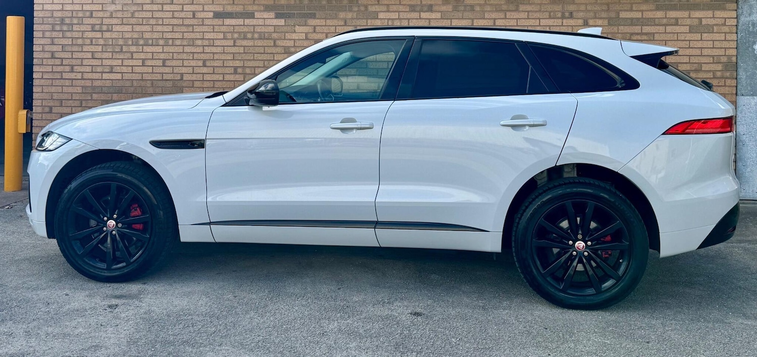 Used Jaguar F-Pace 2016 for sale - 76656379: Photo 6