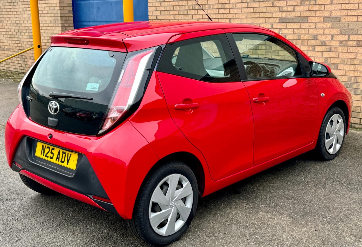 Used Toyota AYGO 2017 for sale - 76656313: Photo 9