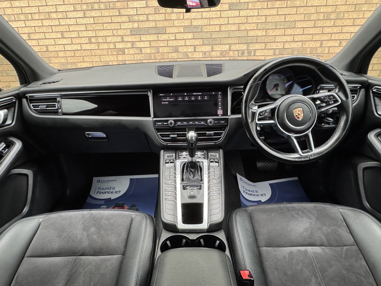 Used Porsche Macan 2020 for sale - 77643774: Photo 19