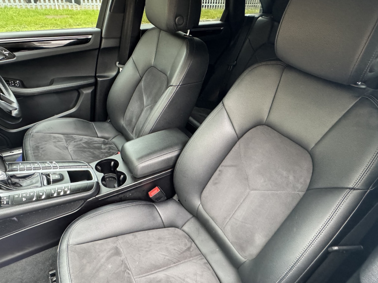 Used Porsche Macan 2020 for sale - 77643774: Photo 20