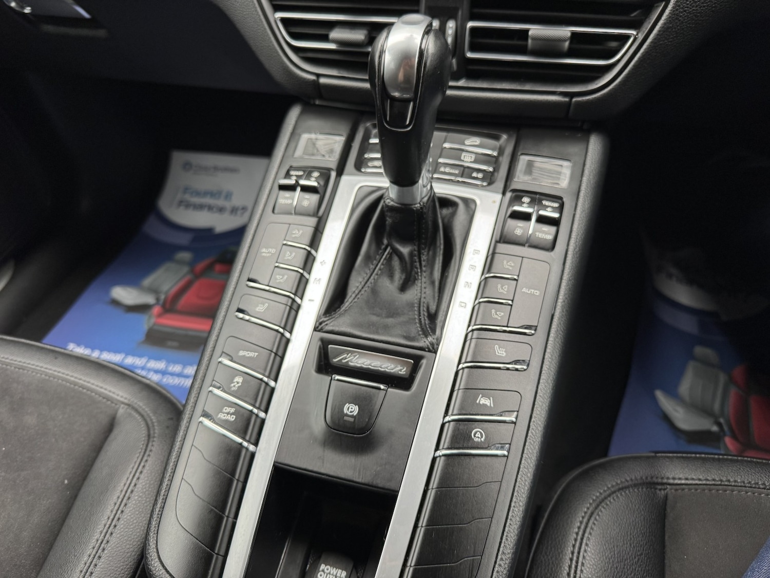 Used Porsche Macan 2020 for sale - 77643774: Photo 54