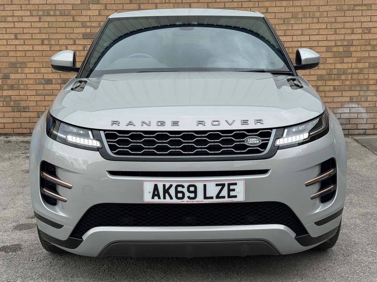 Used Land Rover Range Rover Evoque 2019 for sale - 76656348: Photo 2