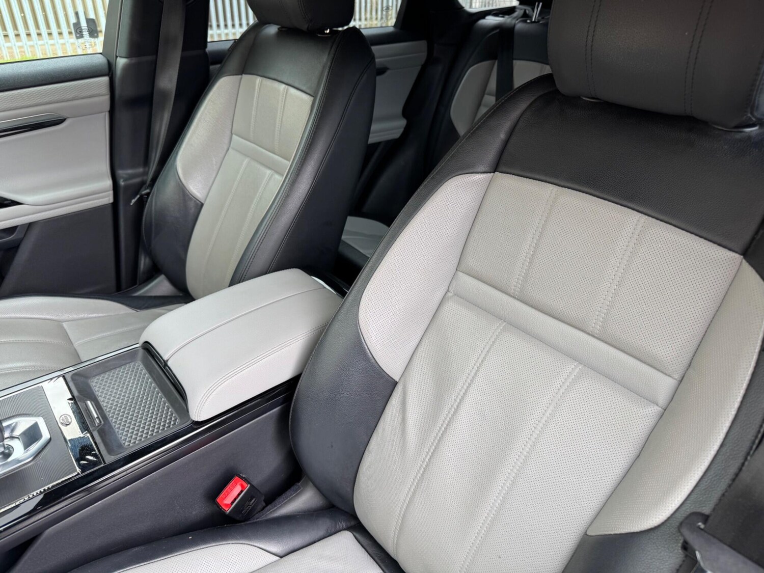 Used Land Rover Range Rover Evoque 2019 for sale - 76656348: Photo 49