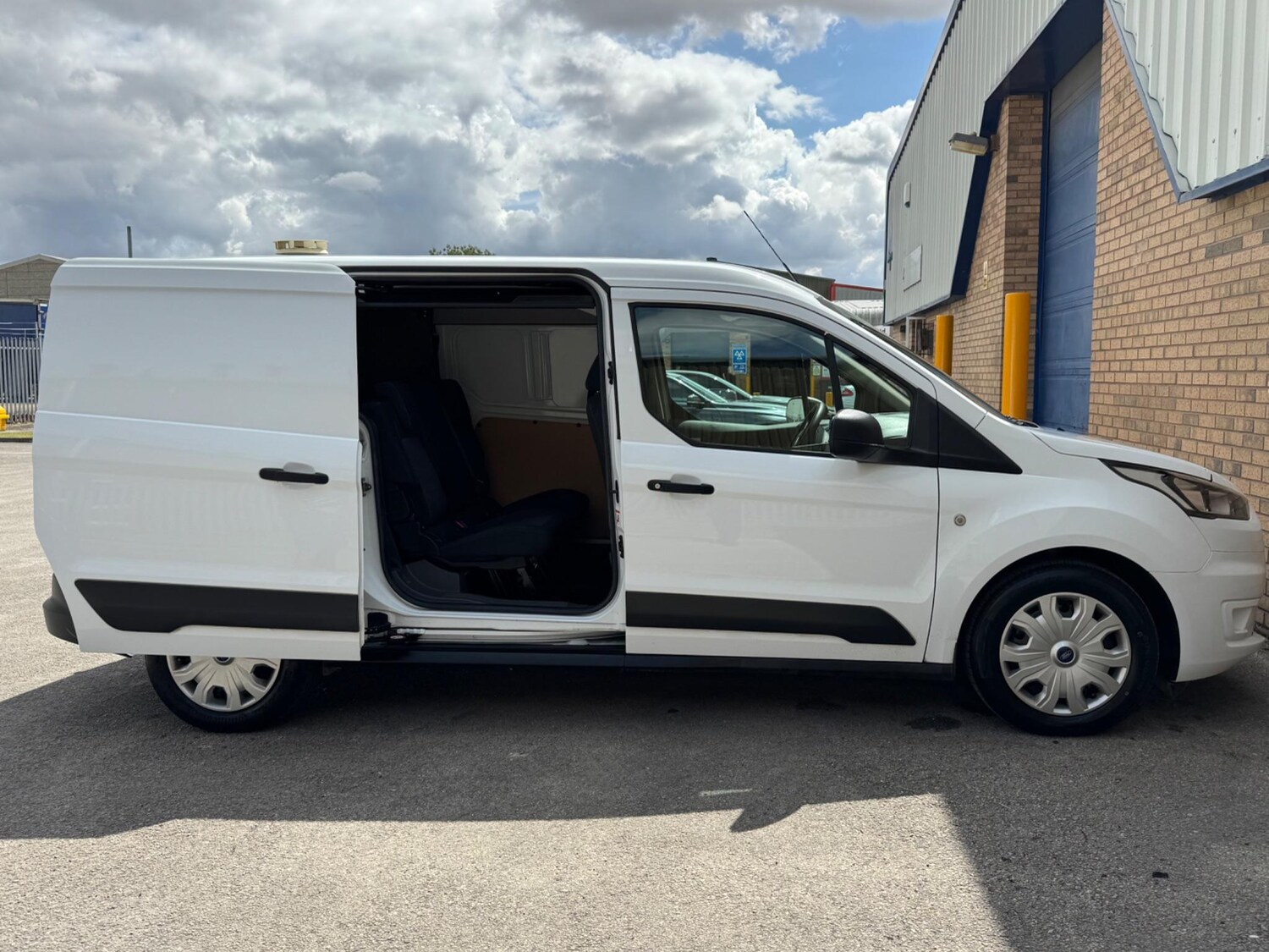 Used Ford Transit Connect 2021 for sale - 76656356: Photo 11