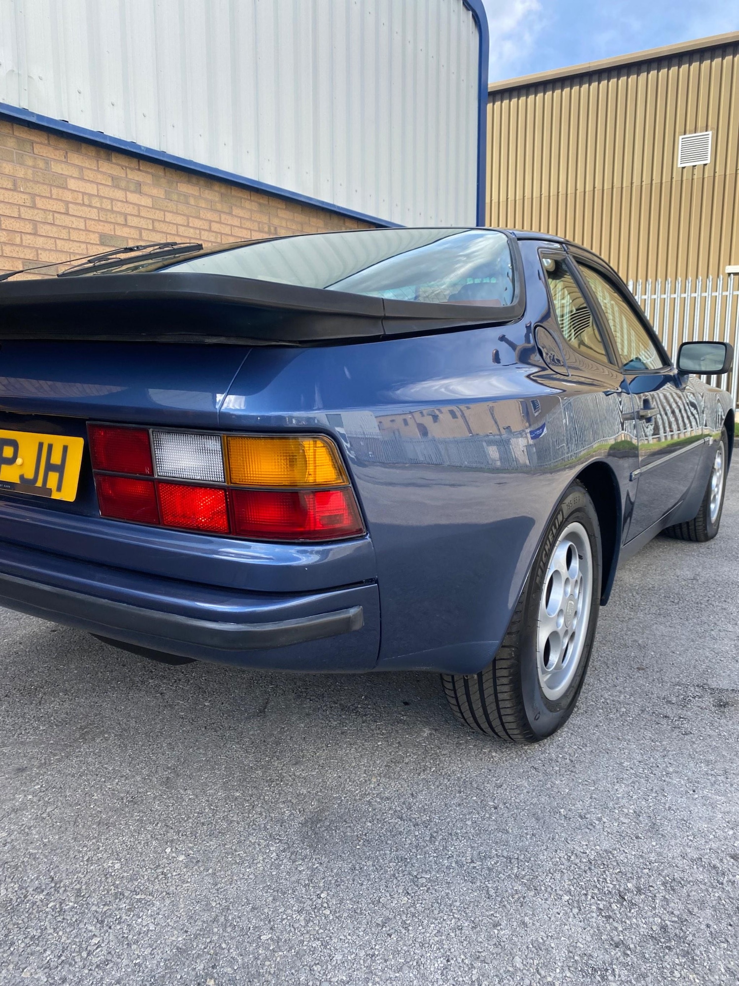 Used Porsche 944 1989 for sale - 76656377: Photo 14