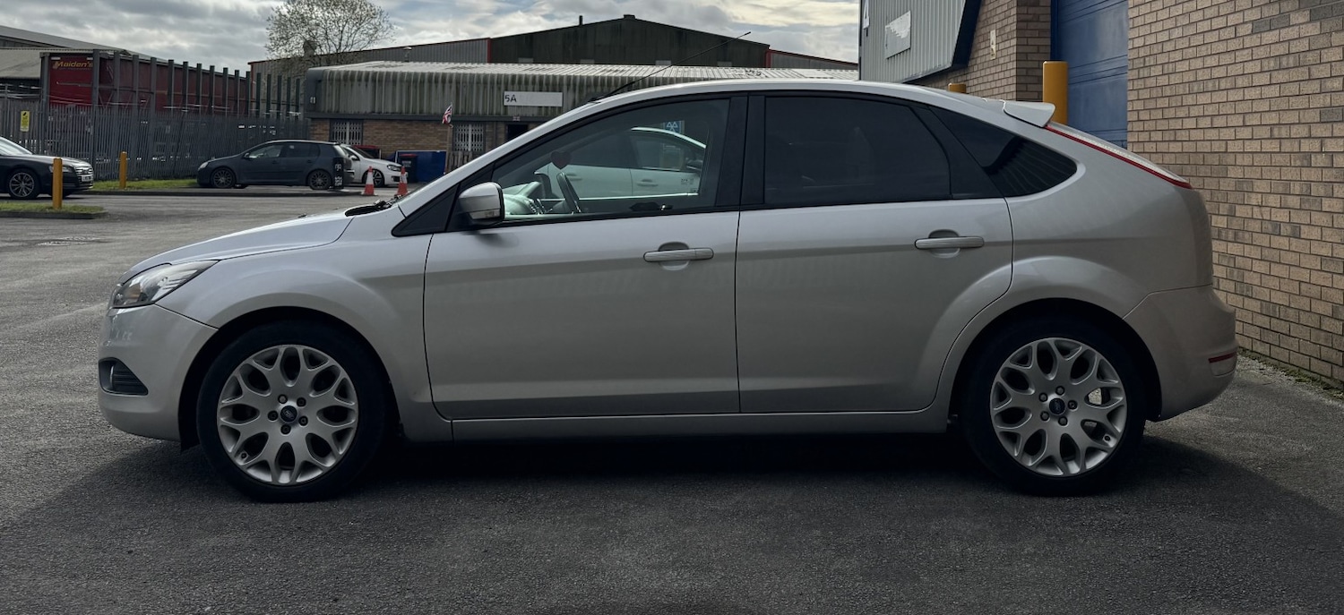 Used Ford Focus 2011 for sale - 77721294: Photo 3