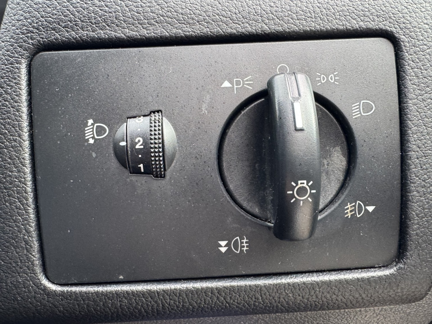 Used Ford Focus 2011 for sale - 77721294: Photo 32