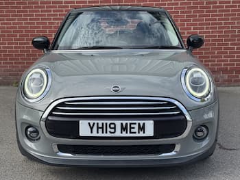 Used MINI Hatch 2019 for sale - 79631395: Photo