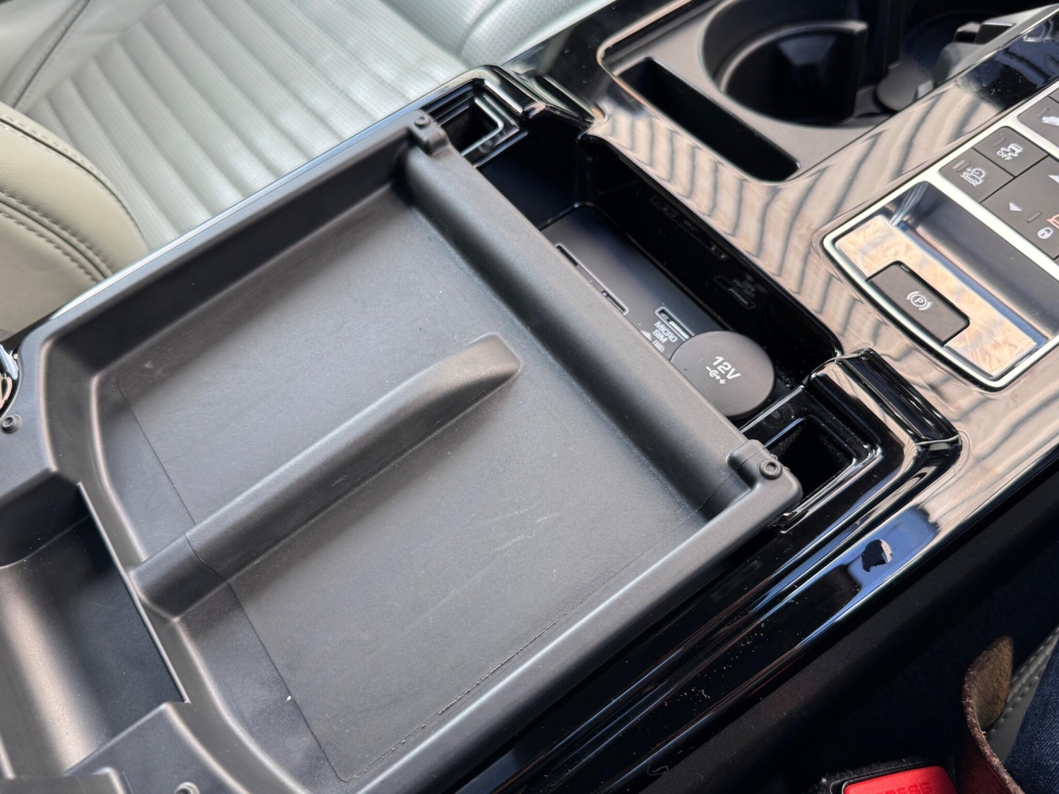 Used Land Rover Discovery 2020 for sale - 76656378: Photo 10