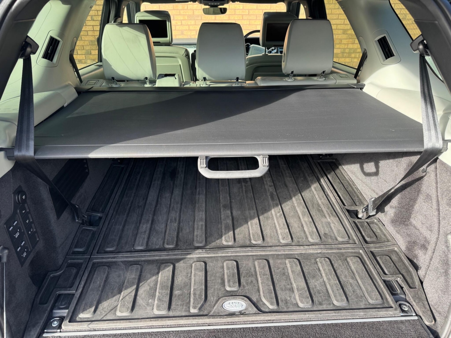 Used Land Rover Discovery 2020 for sale - 76656378: Photo 45