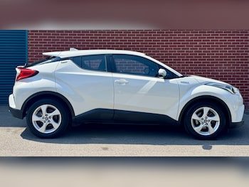Used Toyota C-HR 2019 for sale - 79168082: Photo