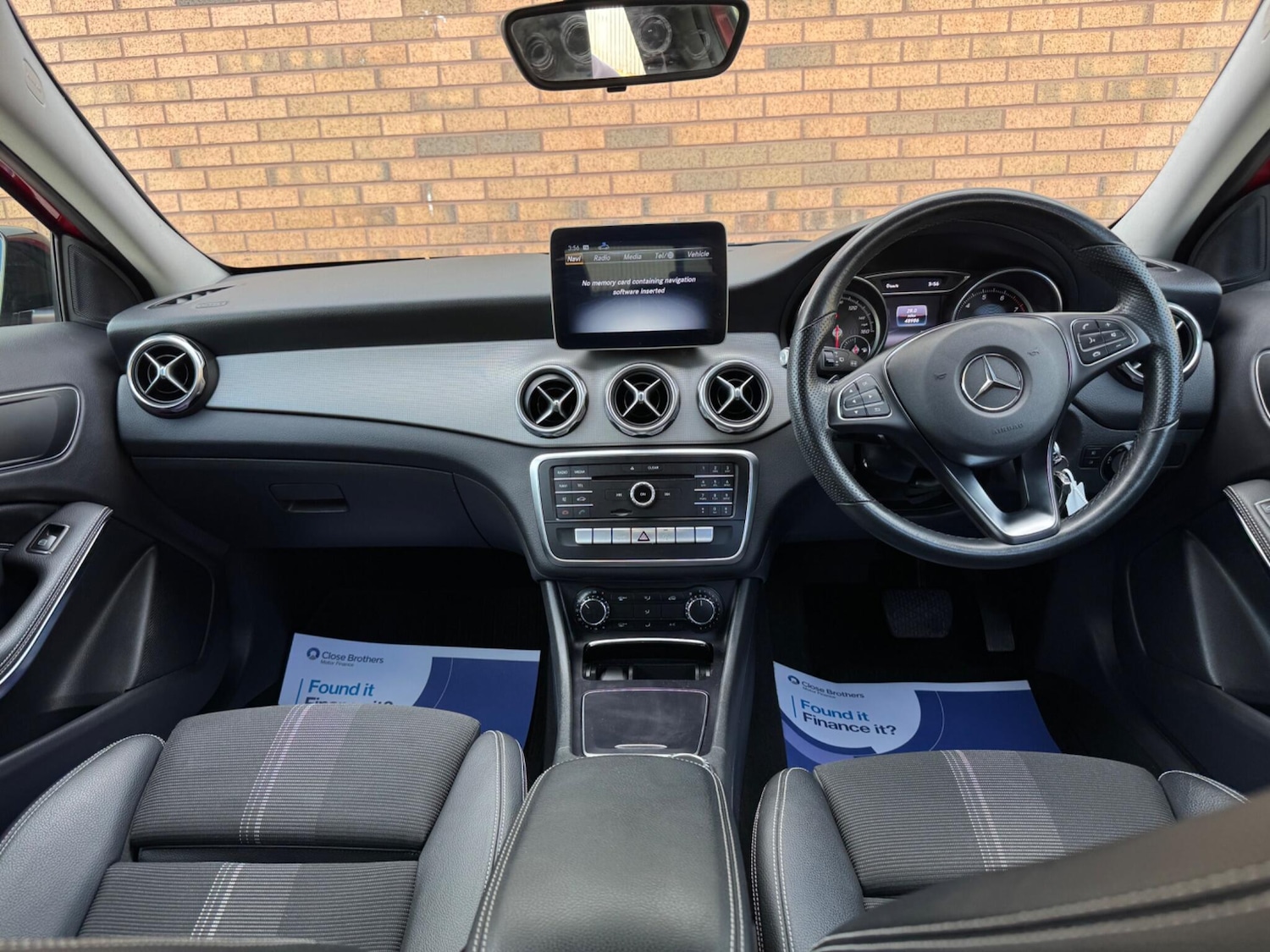 Used Mercedes-Benz GLA 2019 for sale - 76656303: Photo 11