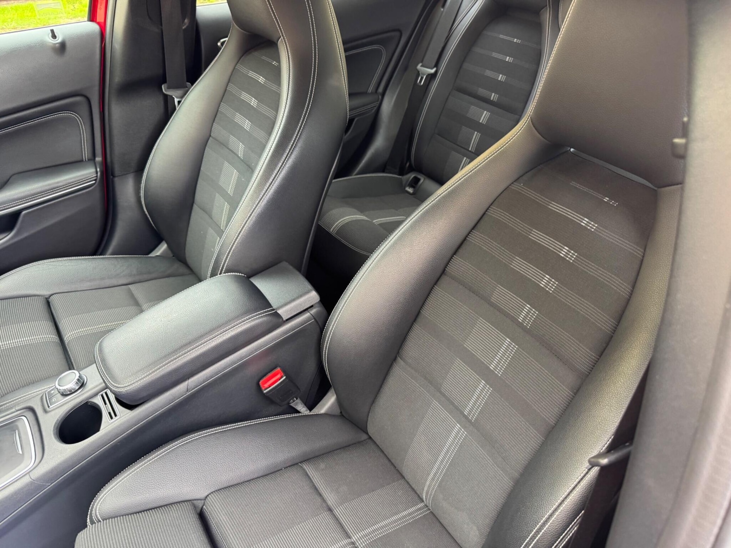 Used Mercedes-Benz GLA 2019 for sale - 76656303: Photo 42