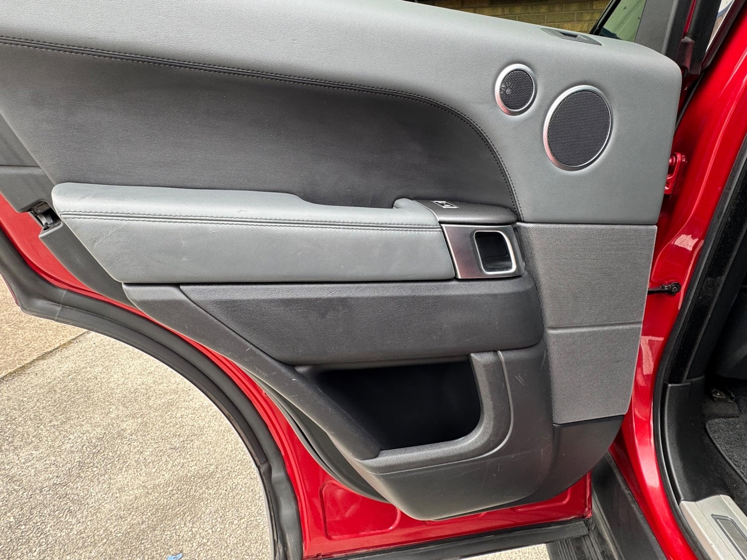 Used Land Rover Range Rover Sport 2015 for sale - 76656301: Photo 32