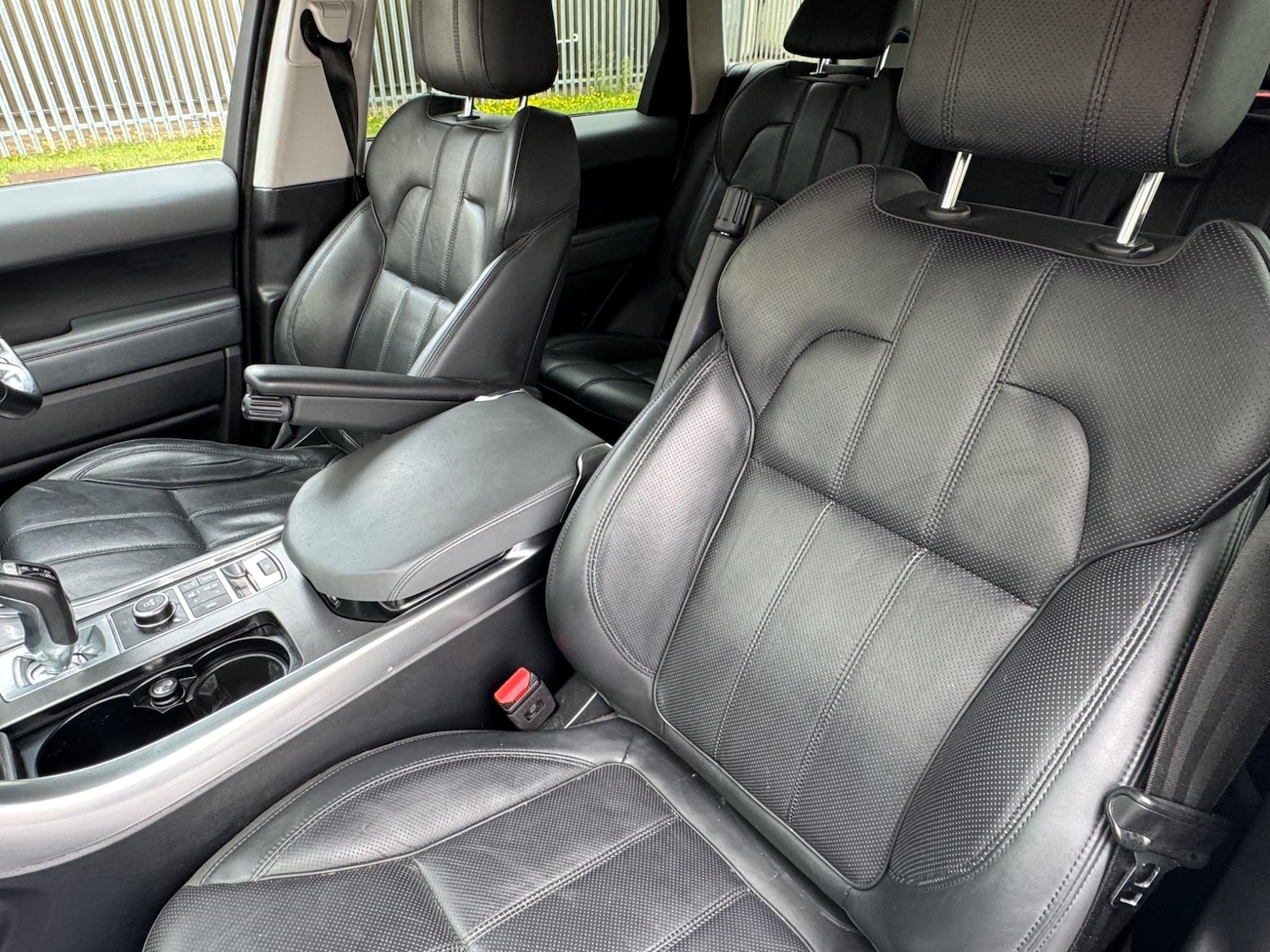 Used Land Rover Range Rover Sport 2015 for sale - 76656301: Photo 55