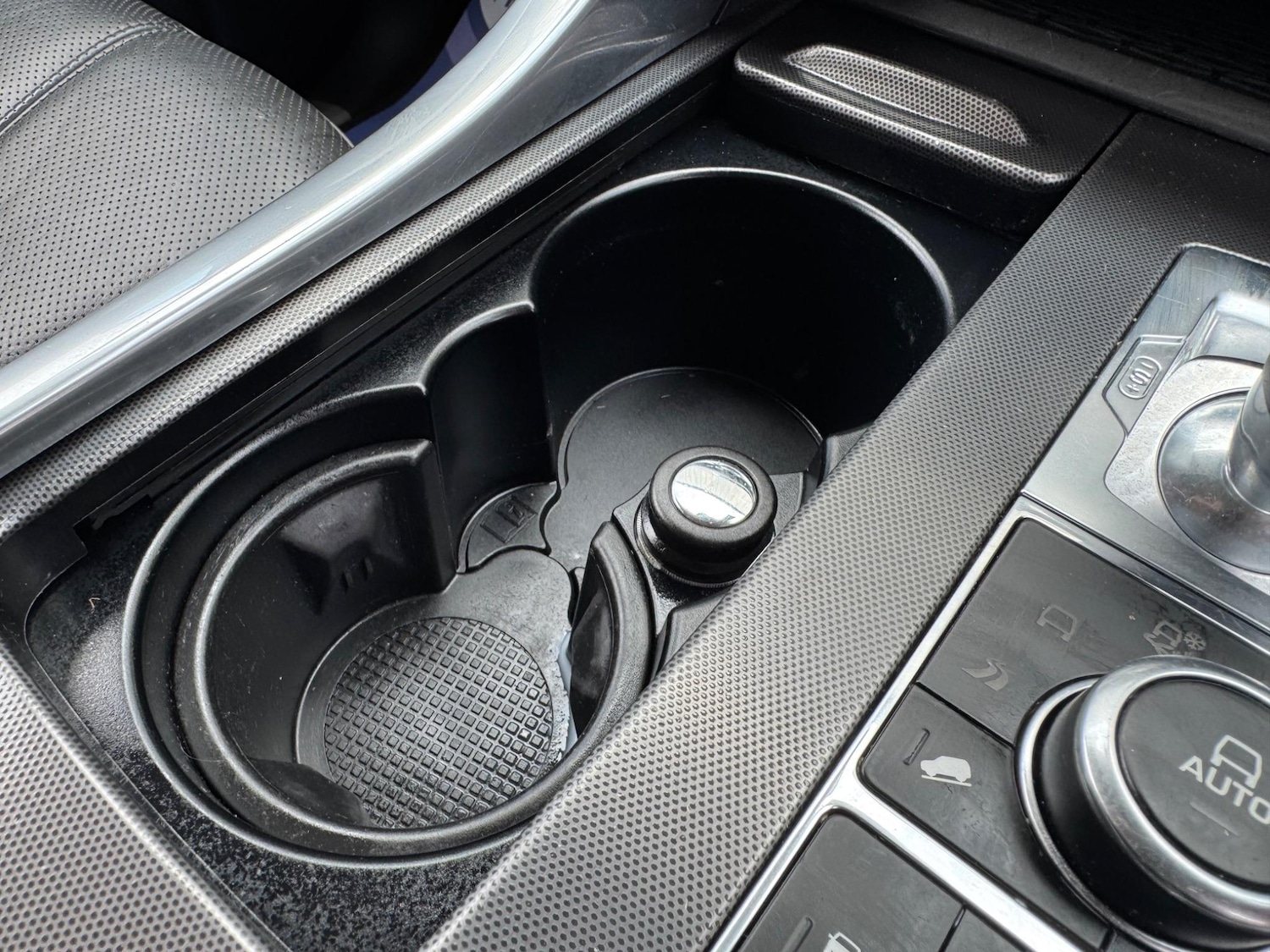 Used Land Rover Range Rover Sport 2015 for sale - 76656301: Photo 8