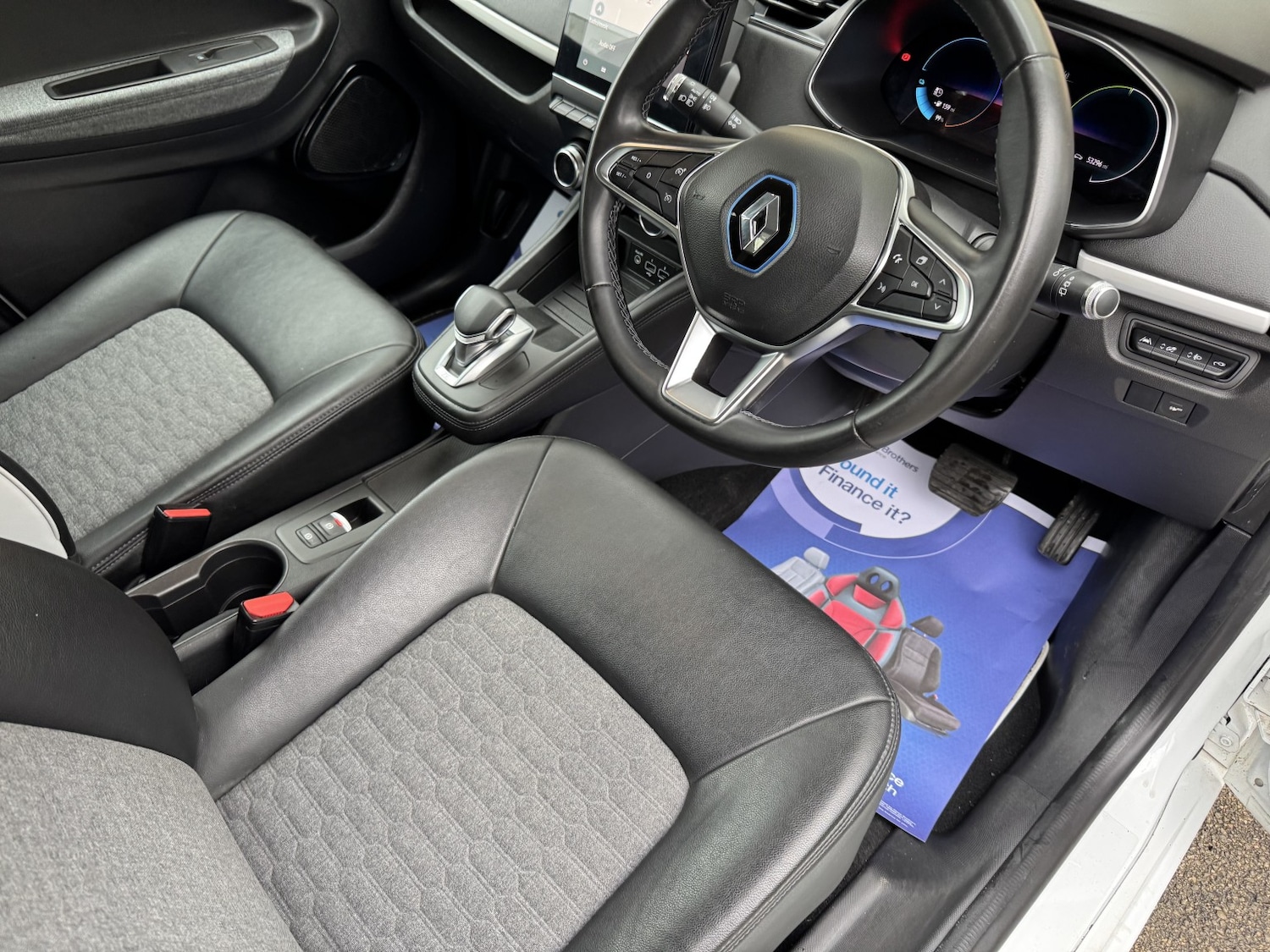 Used Renault Zoe 2020 for sale - 77616357: Photo 11