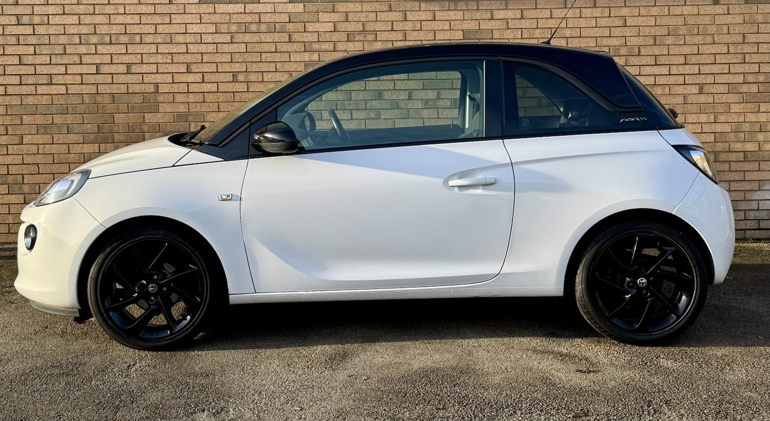Used Vauxhall ADAM 2017 for sale - 76935372: Photo 8