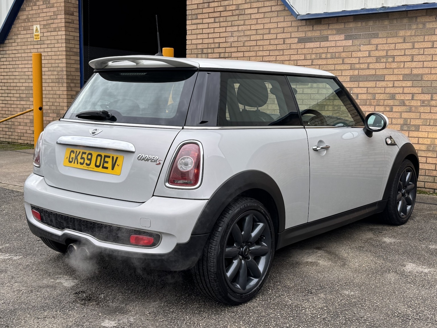 Used MINI Hatch 2009 for sale - 77701115: Photo 5