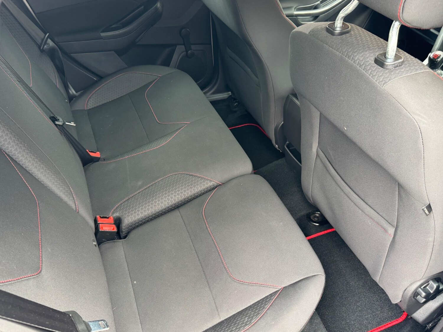 Used Ford Focus 2017 for sale - 76656353: Photo 16