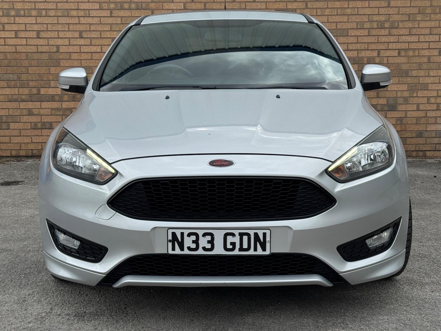 Used Ford Focus 2017 for sale - 76656353: Photo 2