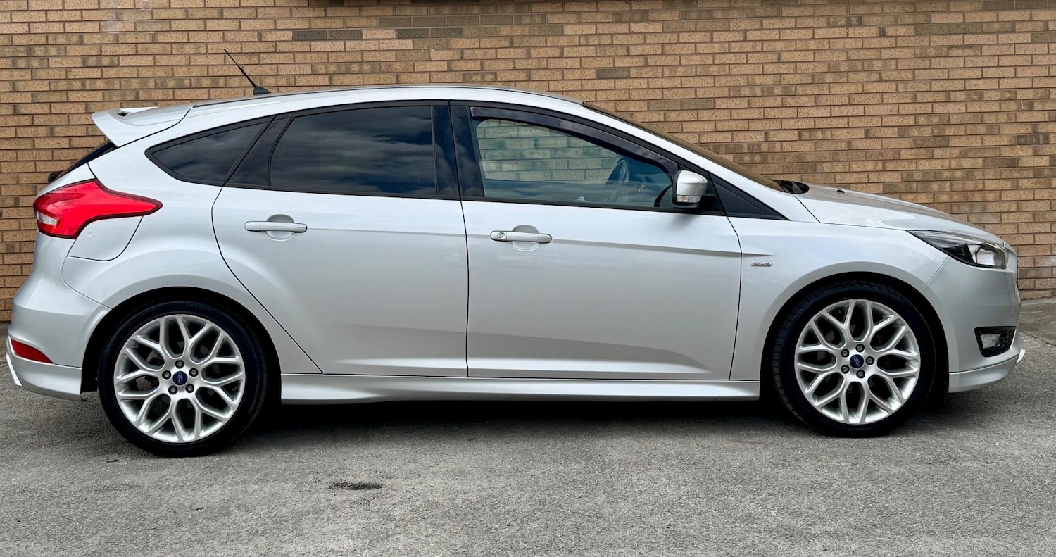 Used Ford Focus 2017 for sale - 76656353: Photo 8