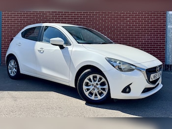 Used Mazda Mazda2 2015 for sale - 79483337: Photo