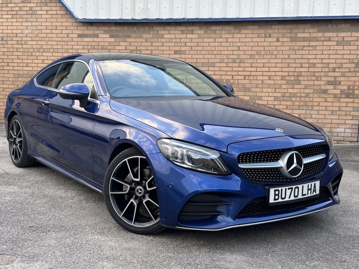 Used Mercedes-Benz C Class 2020 for sale - 76924518: Photo 1