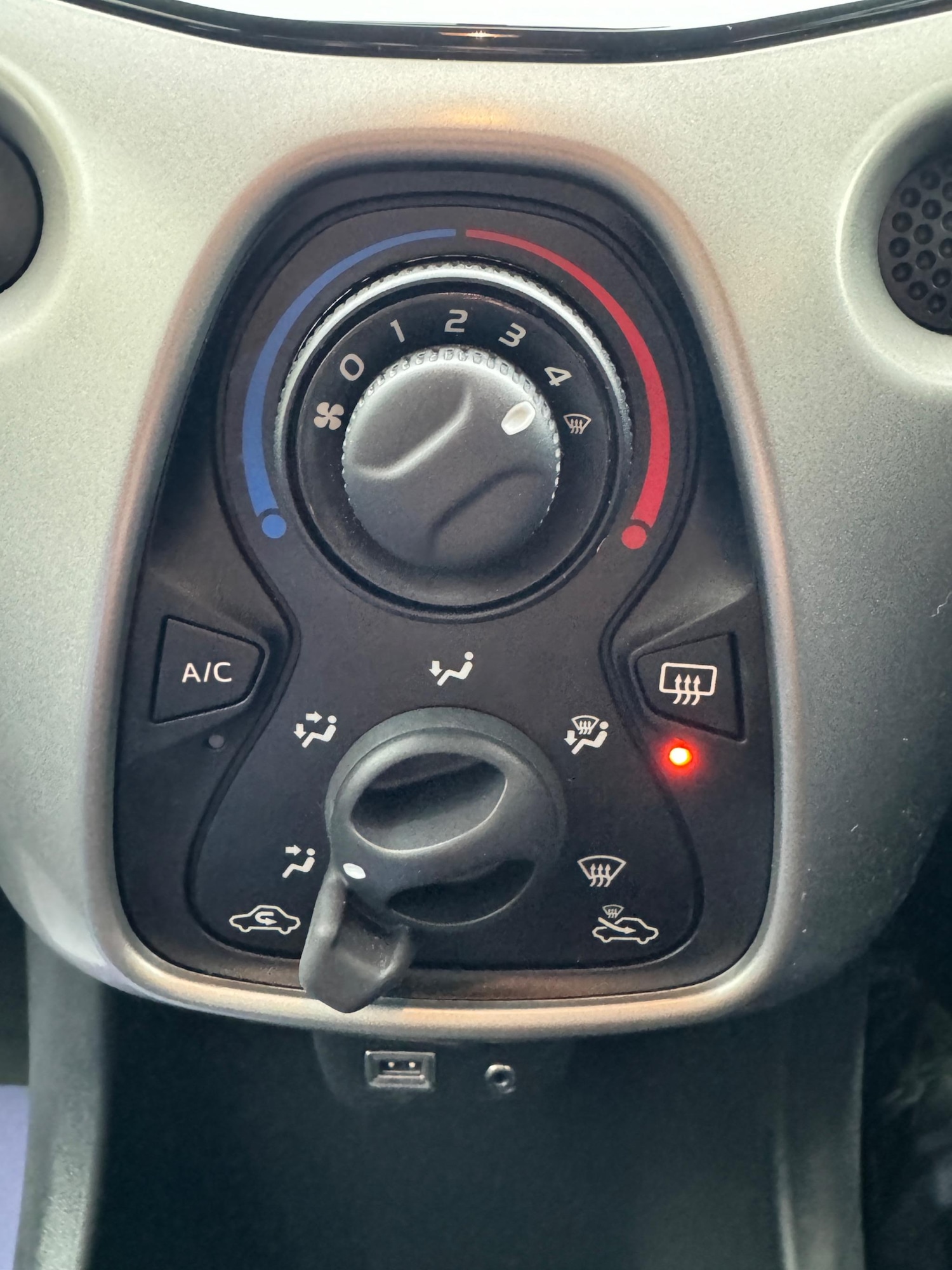 Used Citroen C1 2016 for sale - 76656324: Photo 19