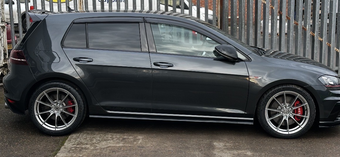 Used Volkswagen Golf 2023 for sale - 77008153: Photo 1