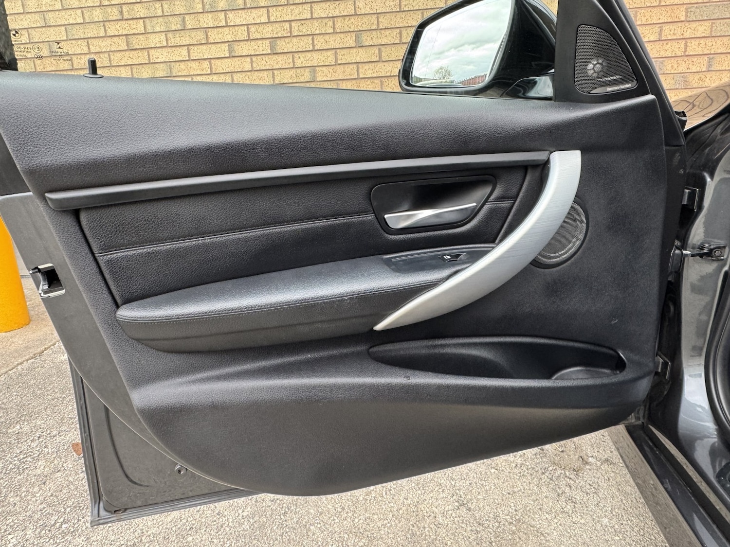 Used BMW 3 Series 2015 for sale - 77822365: Photo 21