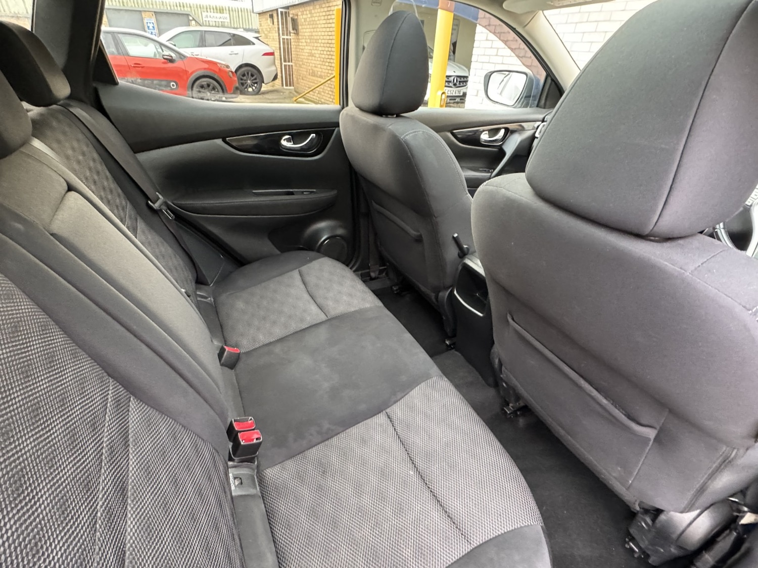 Used Nissan Qashqai 2015 for sale - 77129568: Photo 17