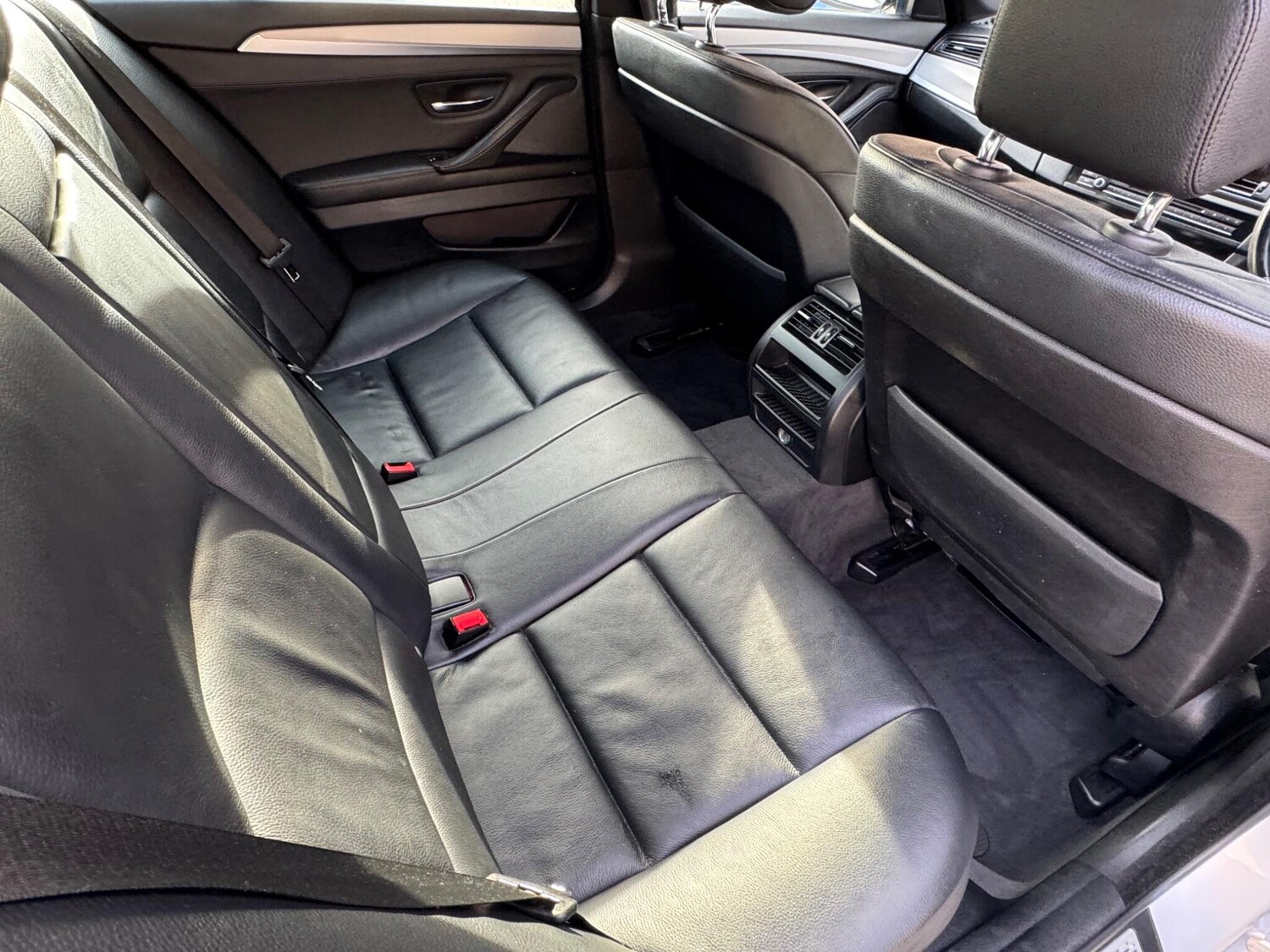 Used BMW 5 Series 2011 for sale - 76656325: Photo 11