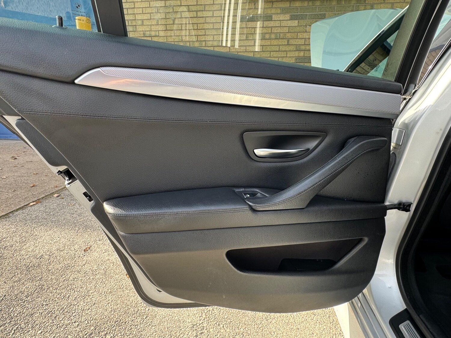 Used BMW 5 Series 2011 for sale - 76656325: Photo 26